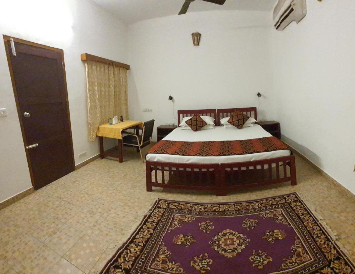 Wild Palms On Sea Hotel Kazhakuttam Ngoại thất bức ảnh